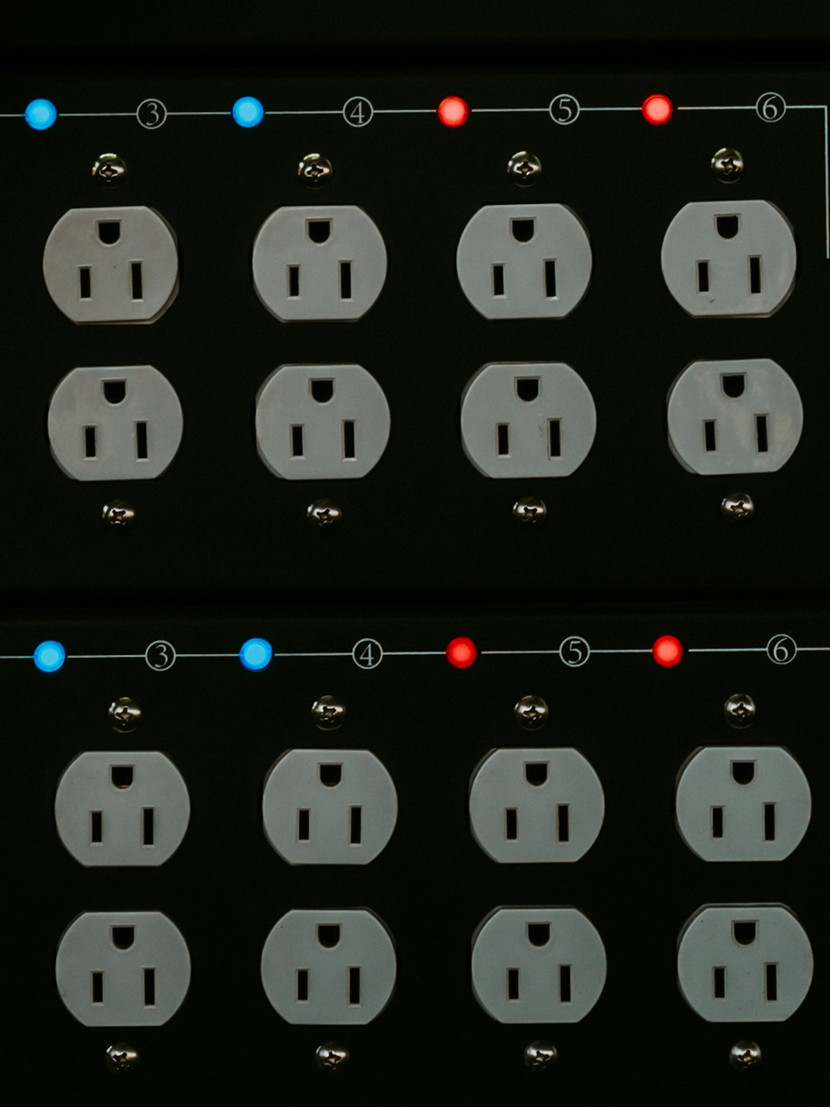 Duvar prizi ve elektrik çıkışları